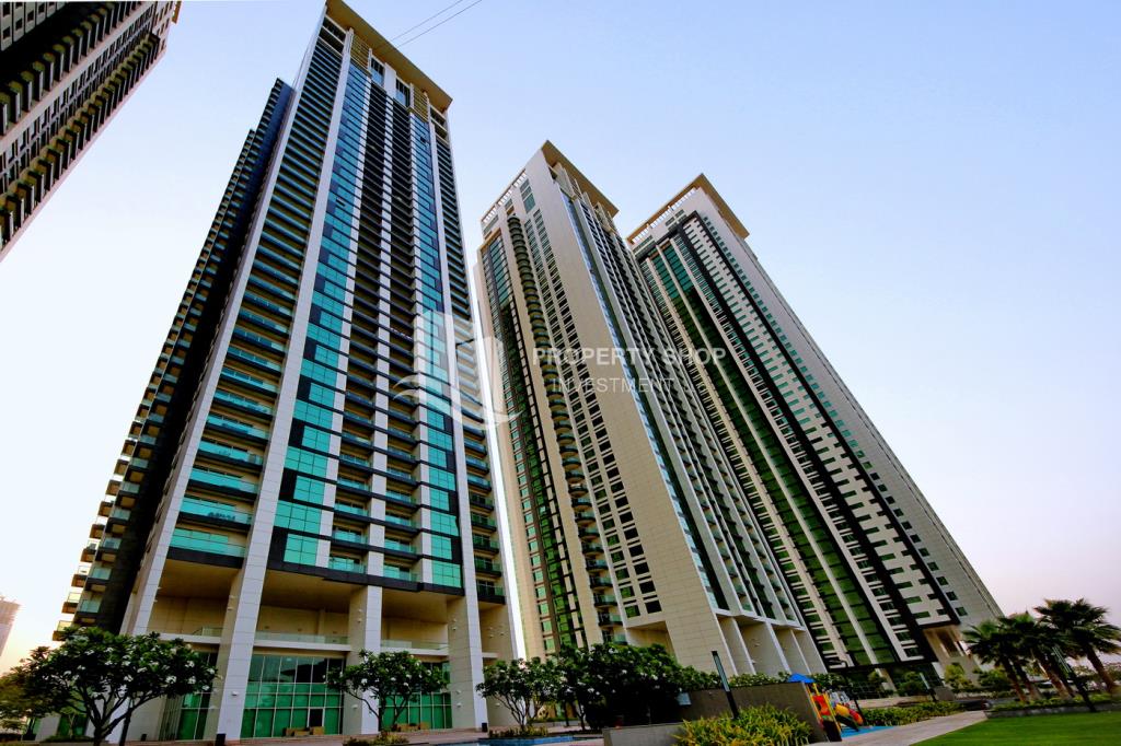 Own a 2 BR Apartment in Marina Heights, Al Reem Island | Full Sea View